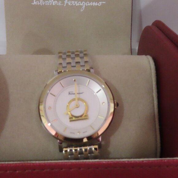 Women's Ferragamo Minuetto Bracelet Watch - Picture 4 of 7